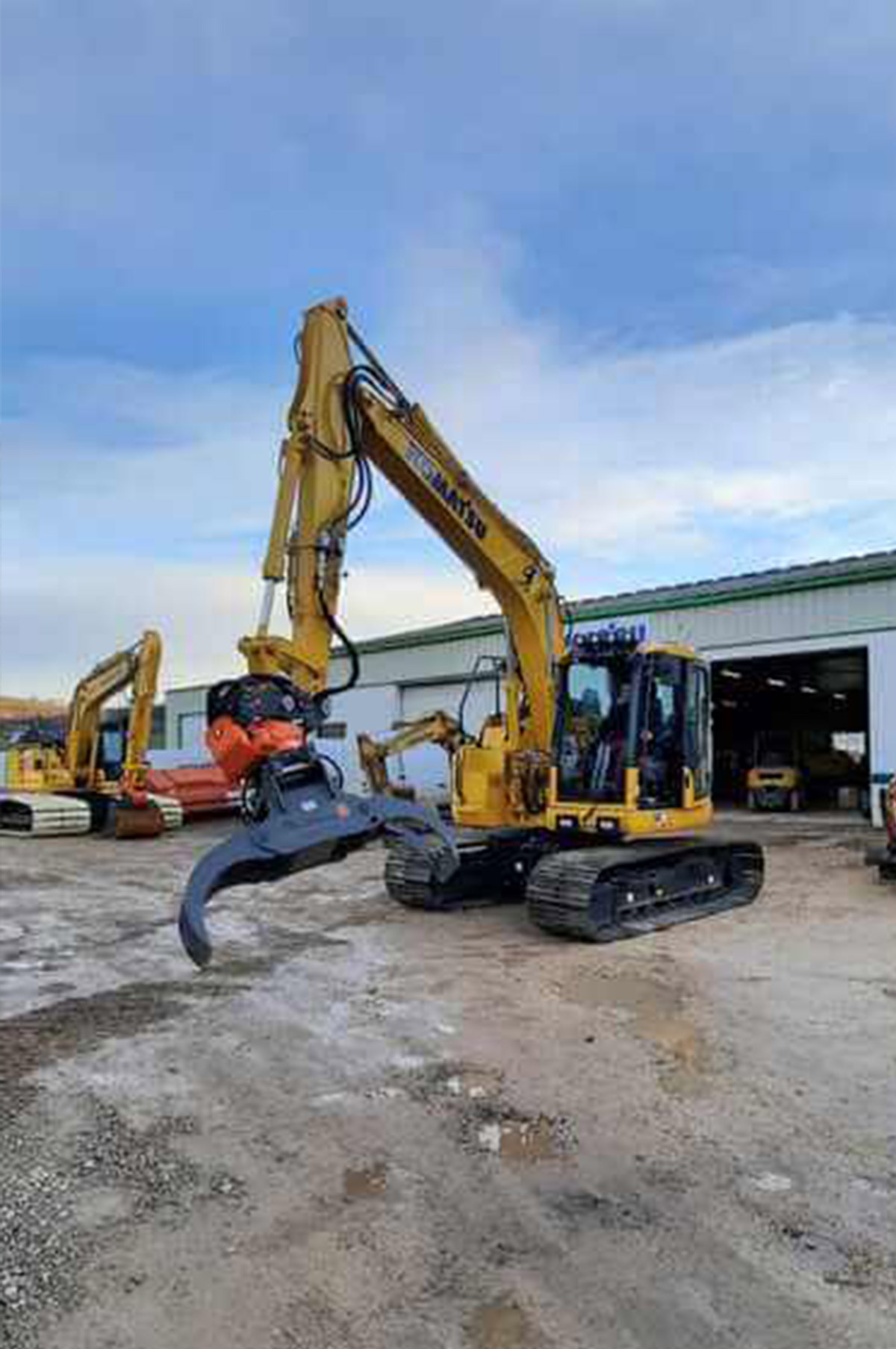 Pelleteuse Komatsu 138